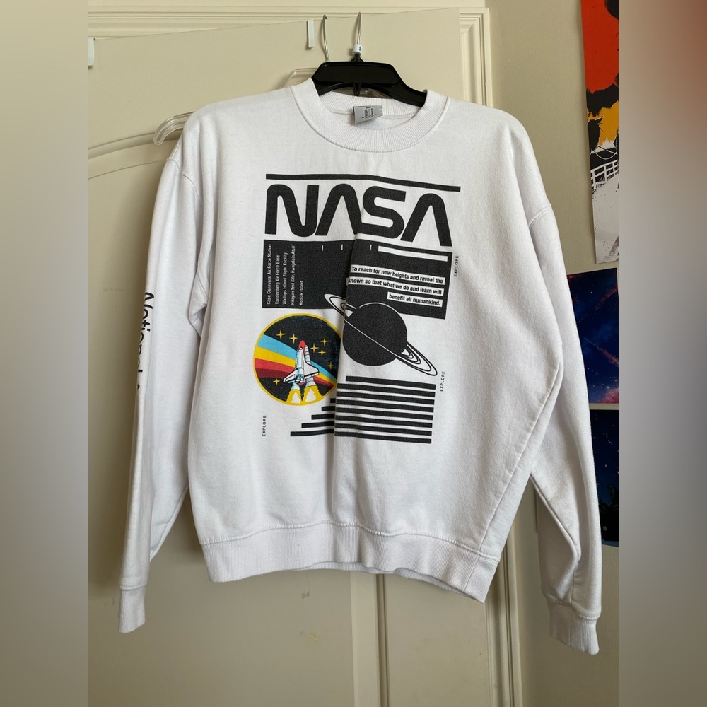 NASA white sweatshirt